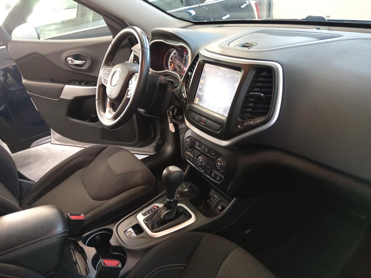 Jeep Nuova Cherokee 2184cc 186cv (136KW) 4X4