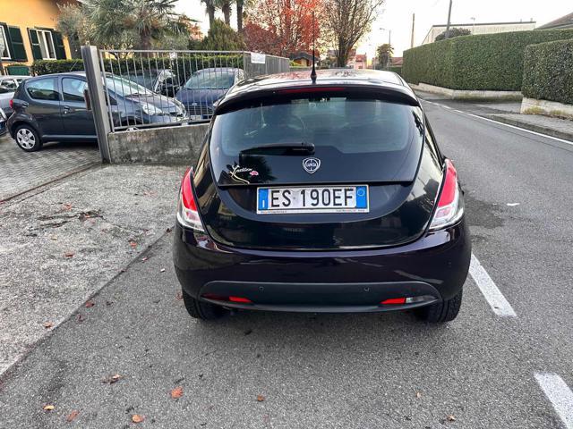 LANCIA Ypsilon 1.2 69 CV 5 porte Platinum