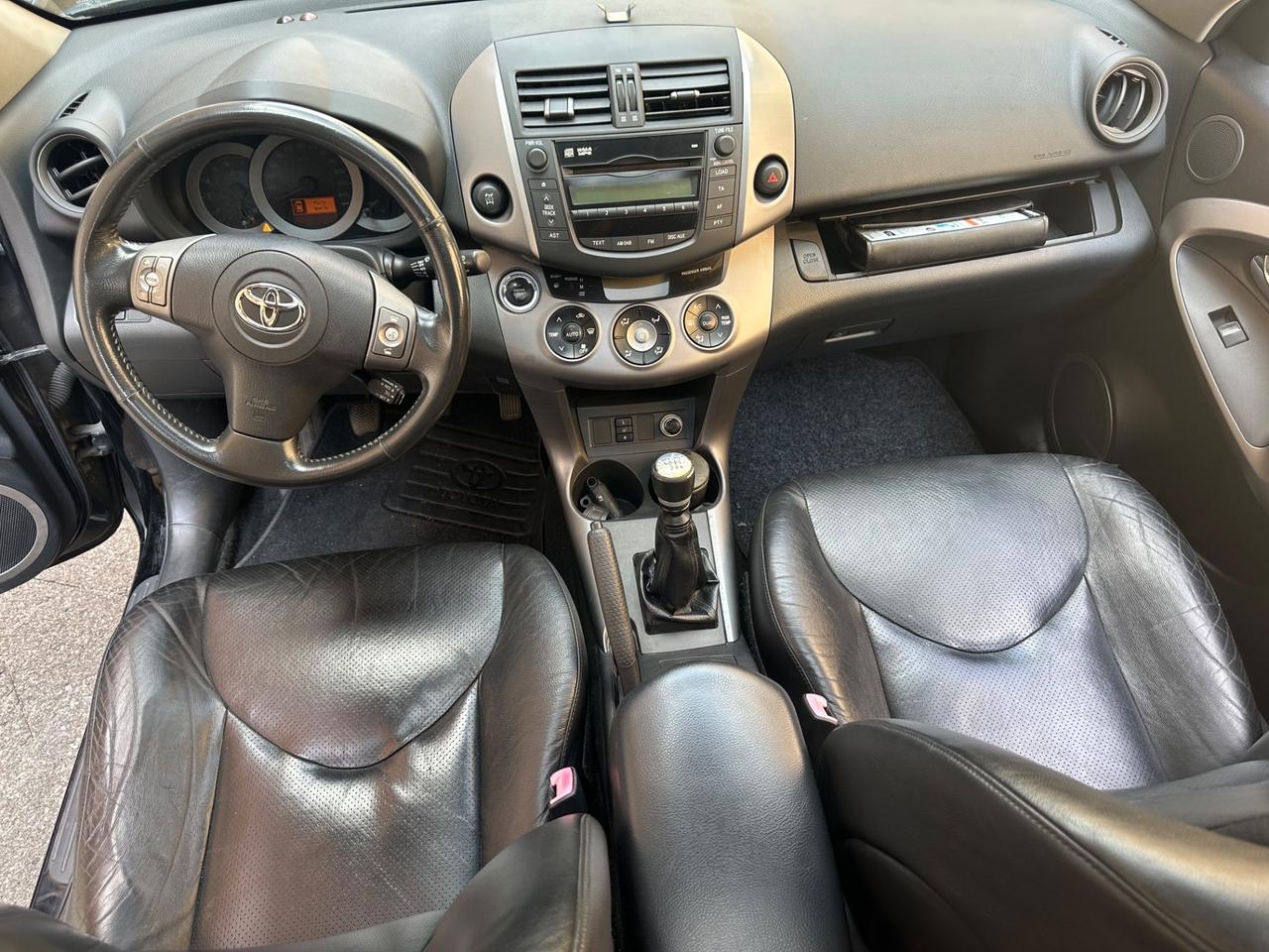 Toyota RAV 4 RAV4 2.2 D-4D 177 CV Luxury