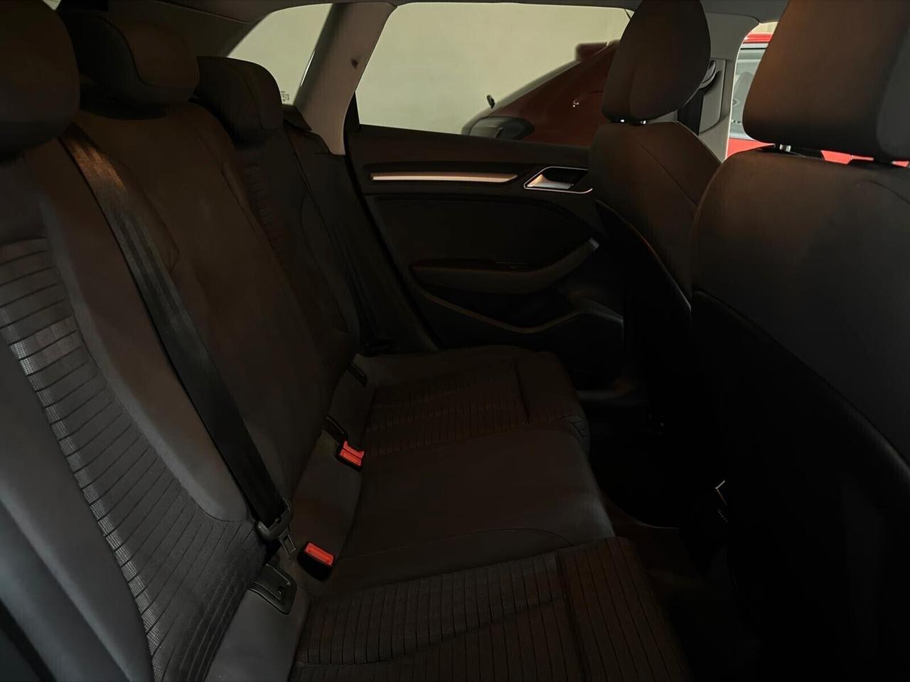 AUDI A3 1.6 TDI 110CV S TRONIC AMBITION NAVI KM 156000