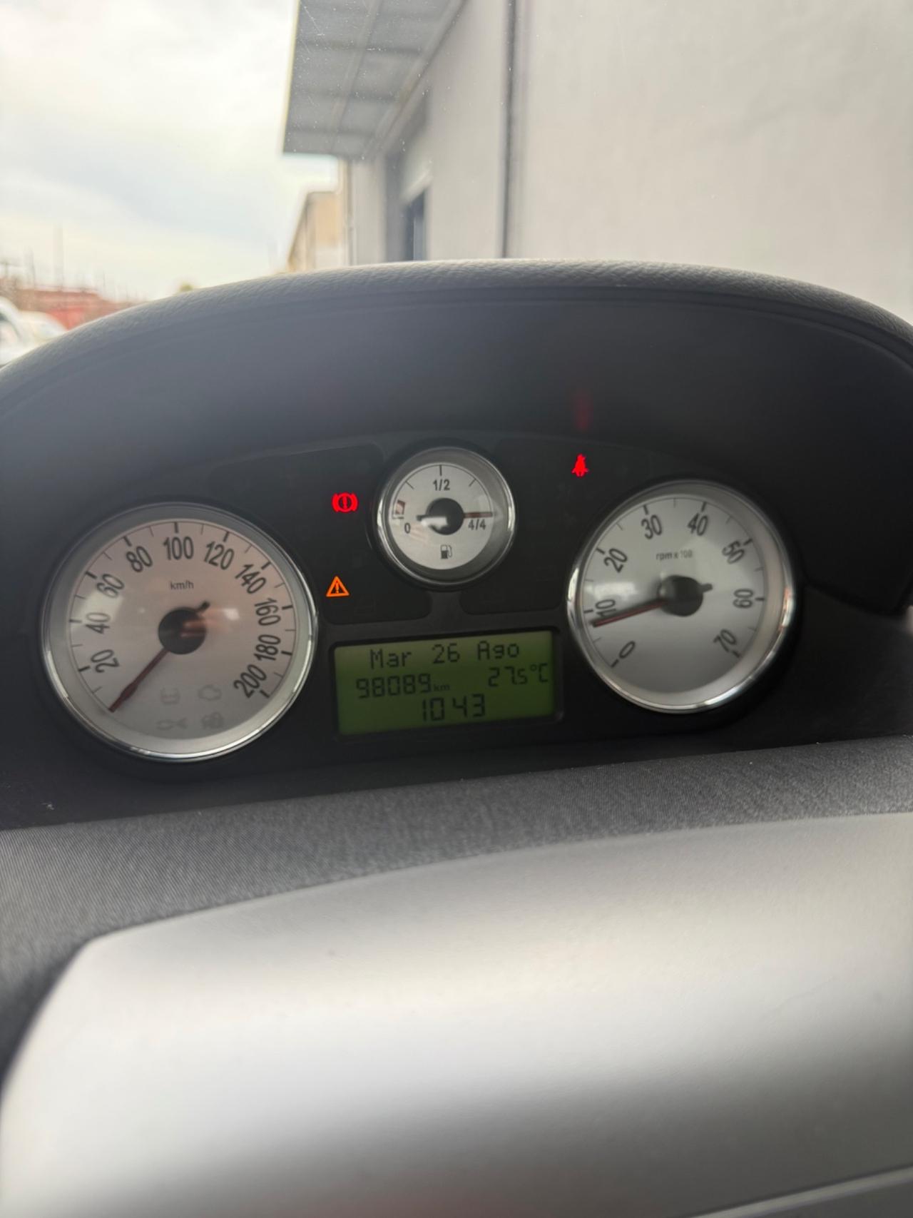 Lancia Ypsilon 1.2 69 CV 5 porte S&S Silver