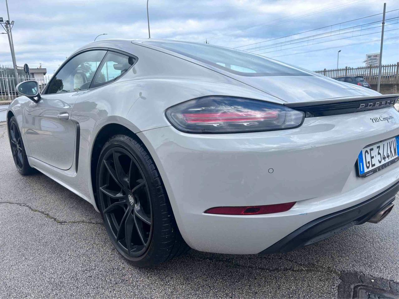 Porsche 718 Spyder Cayman 2.0