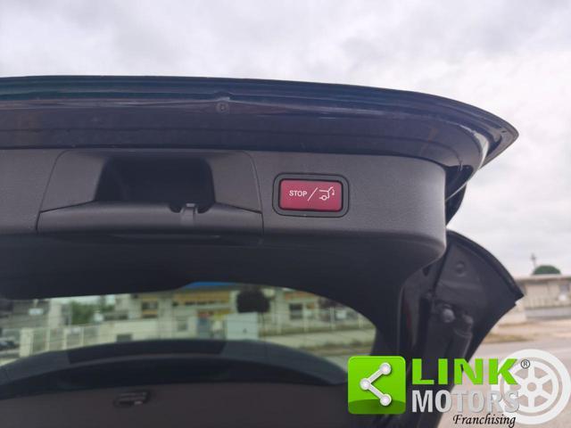 MERCEDES-BENZ B 200 d Automatic 4MATIC Premium AMG LINE