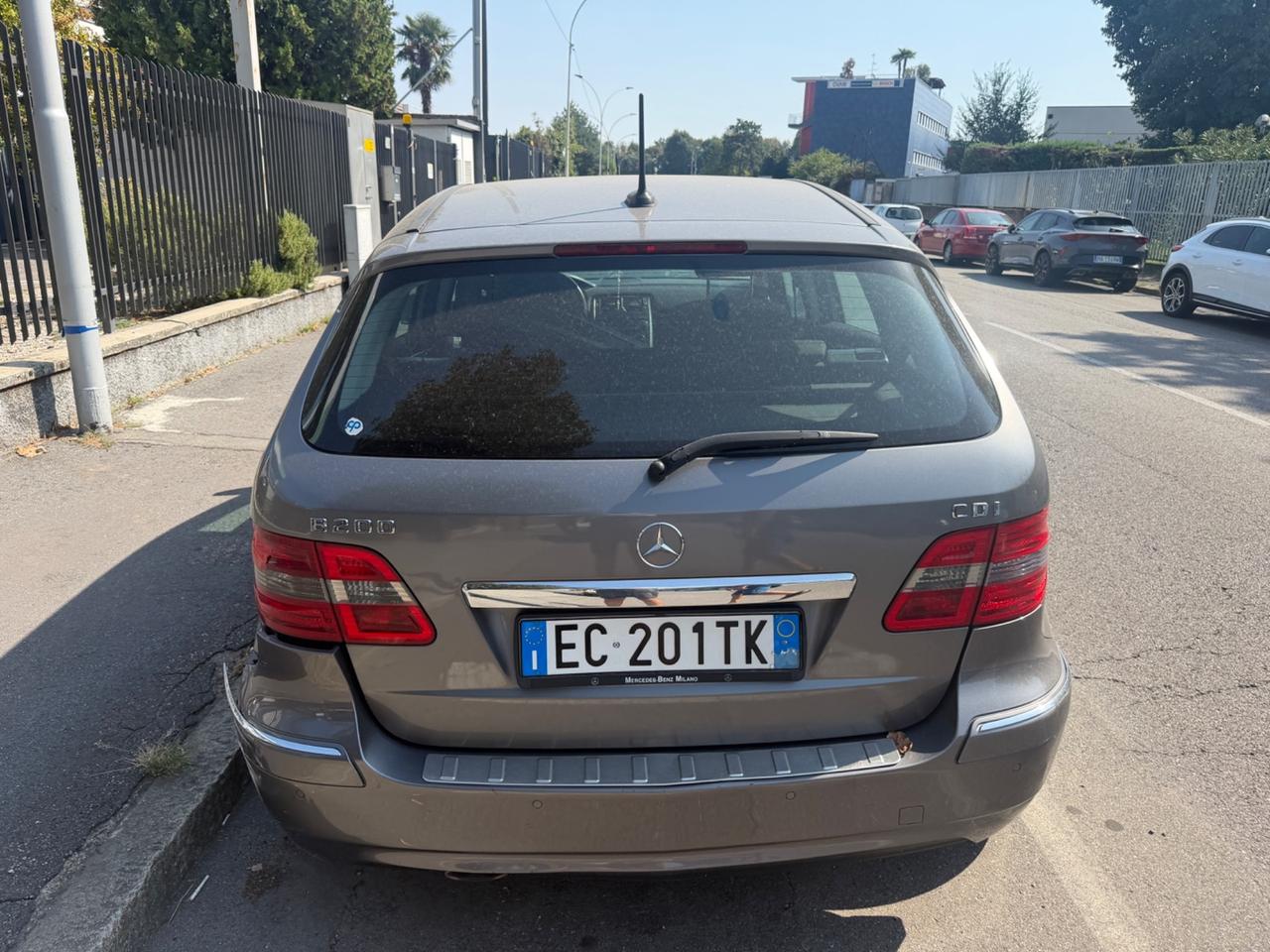 MERCEDES CLASE B 200CDI 140CV INCIDENTATATO