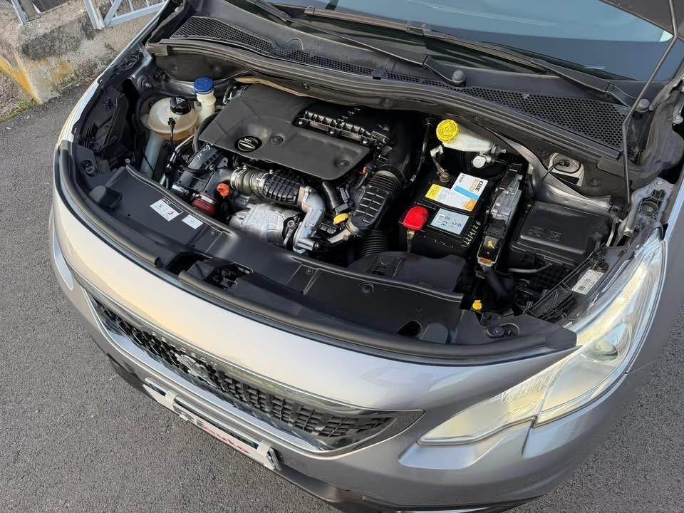 Peugeot 2008 BlueHDi 100 Active
