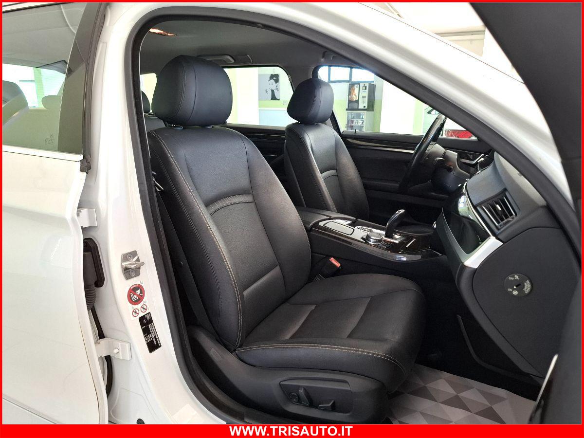 BMW 520d Touring 2.0 Xdrive Aut. Luxury (FARI XENO+PELLE+NAVI)