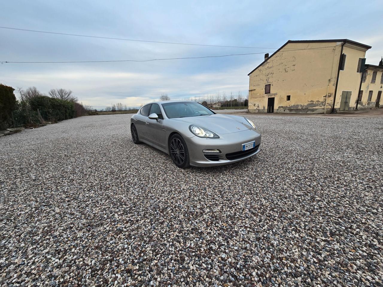 Porsche Panamera 3.0 Diesel Platinum Edition