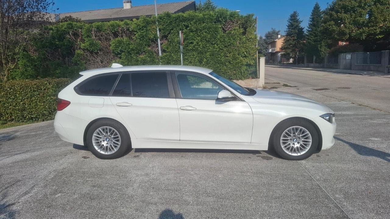 Bmw 318 318d Touring Business aut.