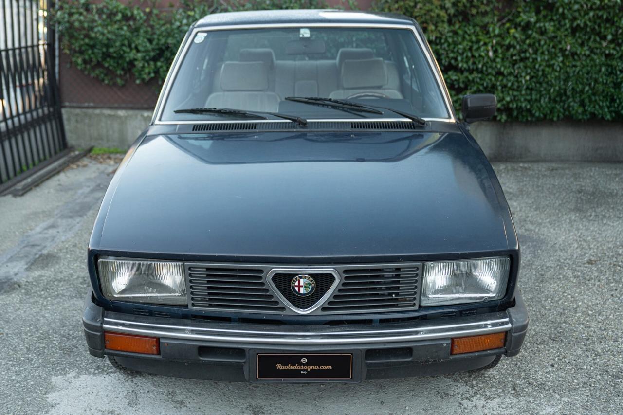 Alfa Romeo Alfetta QUADRIFOGLIO 2.0 - ALF00267