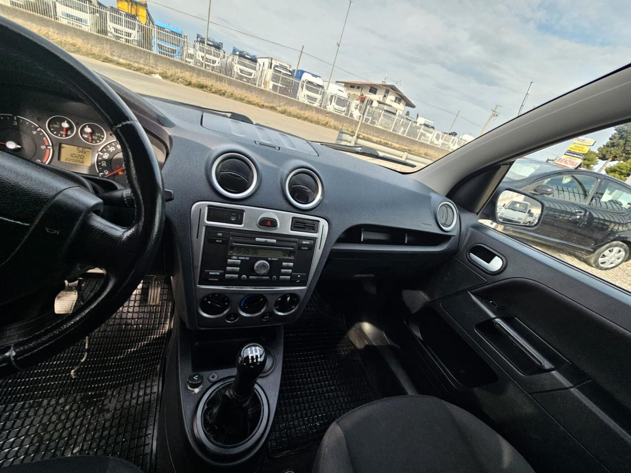 Ford Fusion 1.4 TDCi 5p. Collection