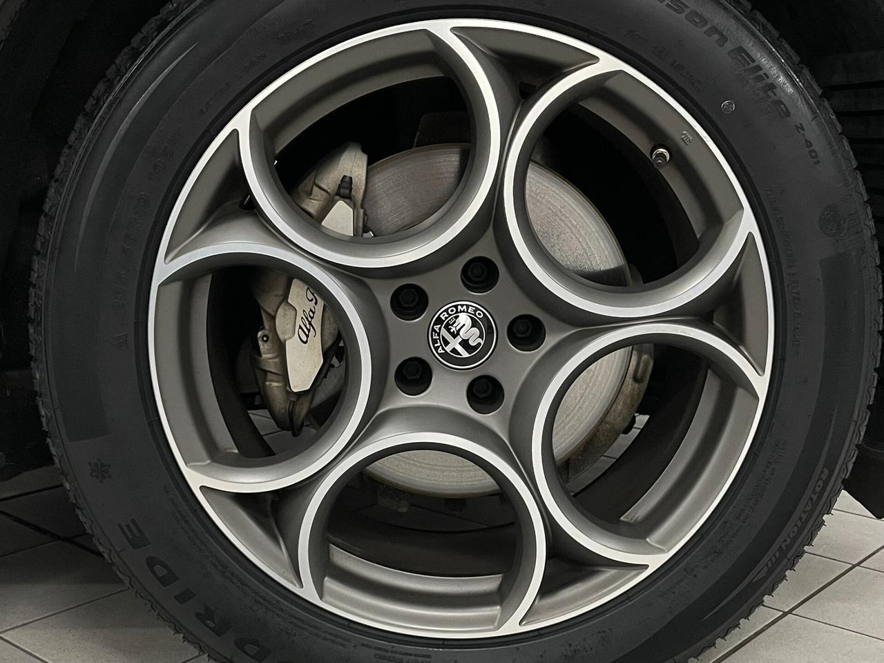 Alfa Romeo Stelvio 2.2 TD SPRINT GOMME NUOVE TAGLIANDATA RETROCAMERA