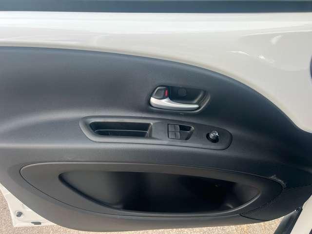 Toyota Aygo X Aygo X 1.0 JBL Special Edition 72cv ORO TETTO NERO