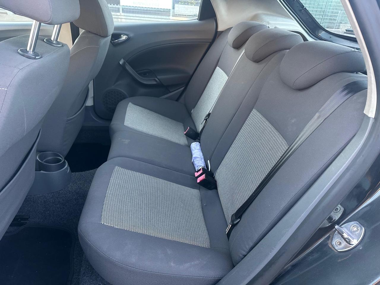 Seat Ibiza 1.4 5p. Reference Dual