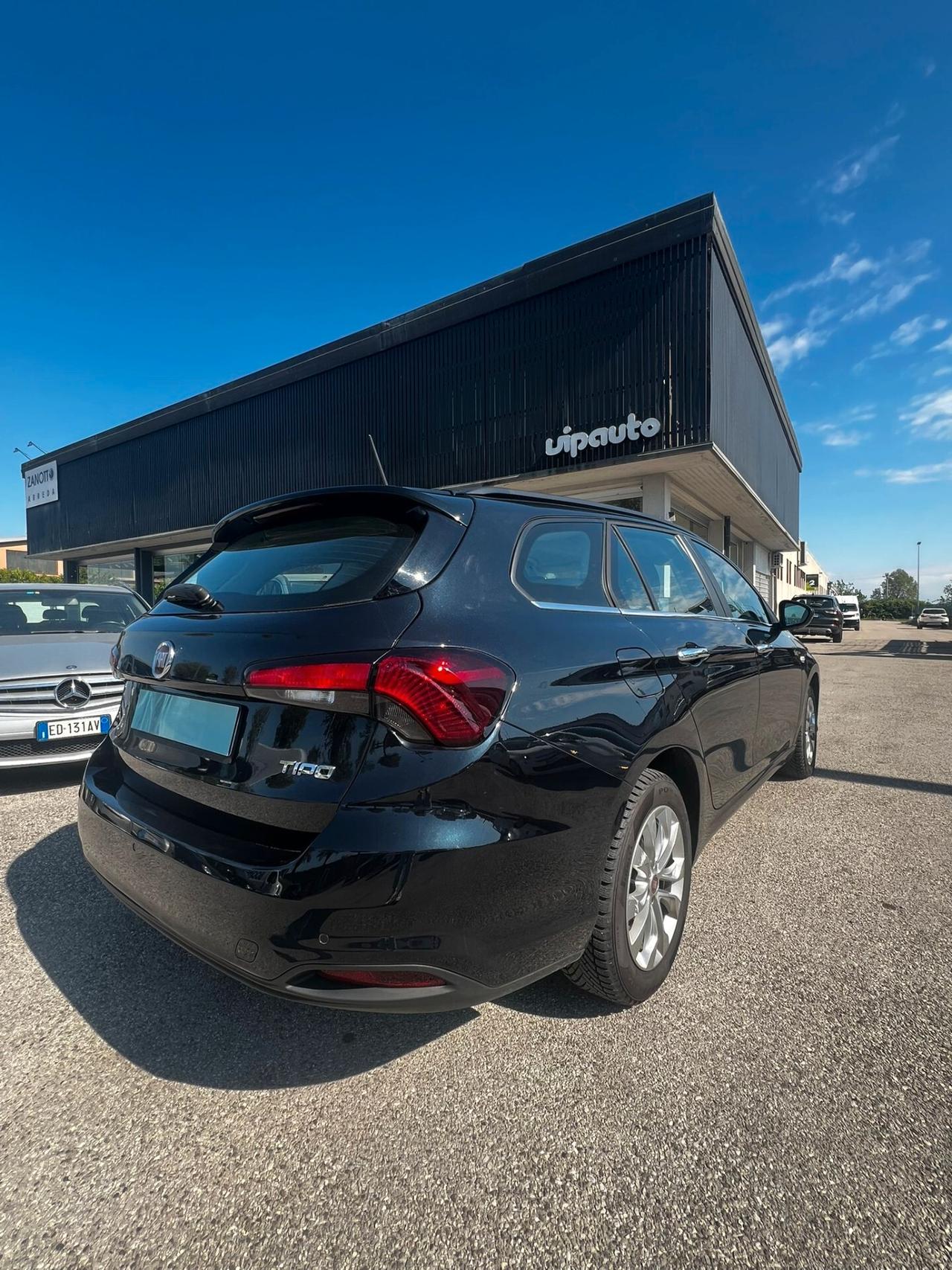 Fiat Tipo 1.6 business