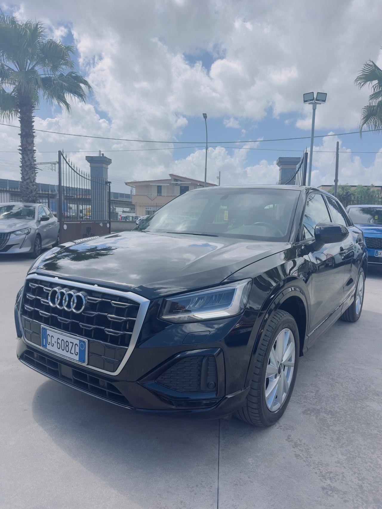 Audi Q2 30 TDI Business