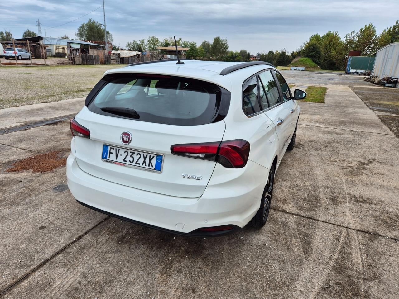 Fiat Tipo 1.6 Mjt sw 120 cavalli