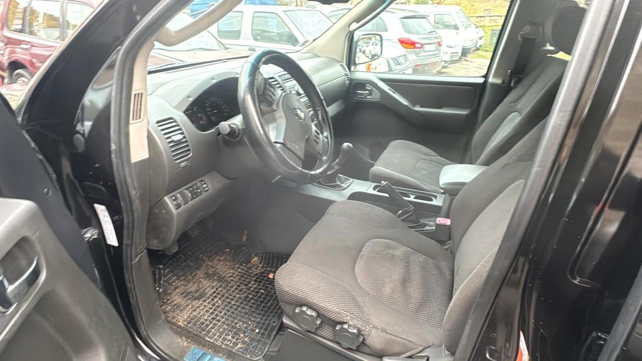 Nissan Navara 2.5 dCi 4 porte Double Cab SE