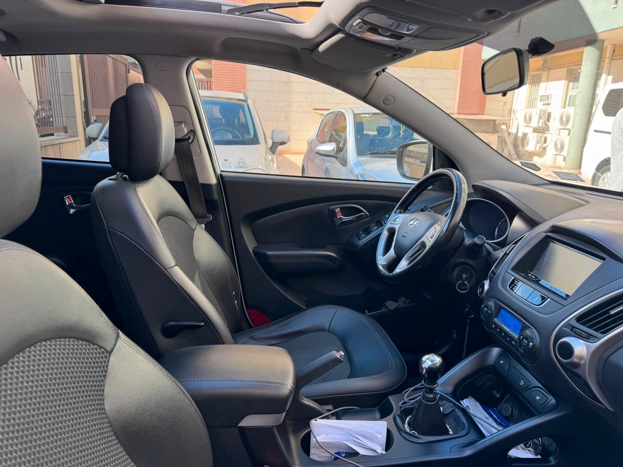 Hyundai iX35 1.7 CRDi 2WD Classic TETTO