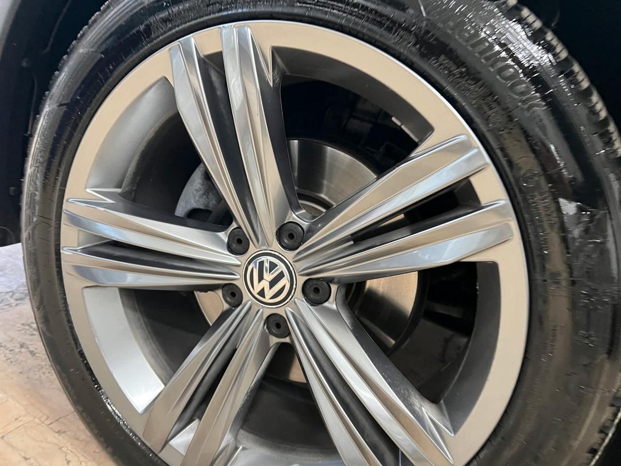 Volkswagen Tiguan 2.0 TDI SCR DSG Executive R-Line BlueMotion Technology