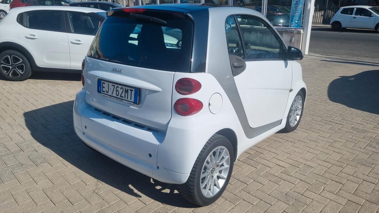 Smart ForTwo 1000 52 kW coupé pure
