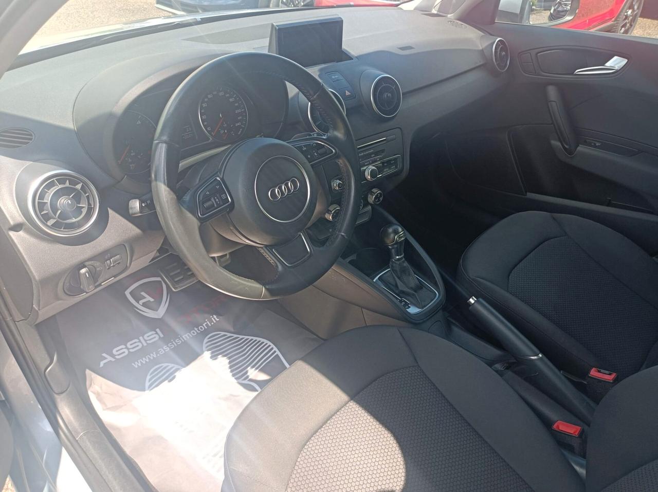 Audi A1 1.4 TDI ultra Metal plus