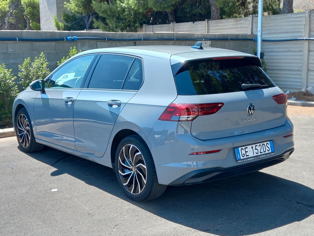 Volkswagen Golf 1.0 TSI EVO Life