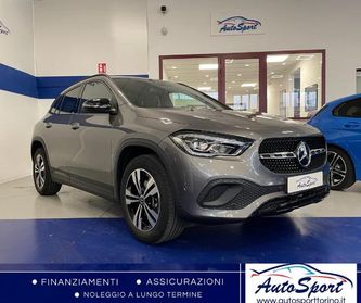 MERCEDES-BENZ GLA 180 d Automatic Sport