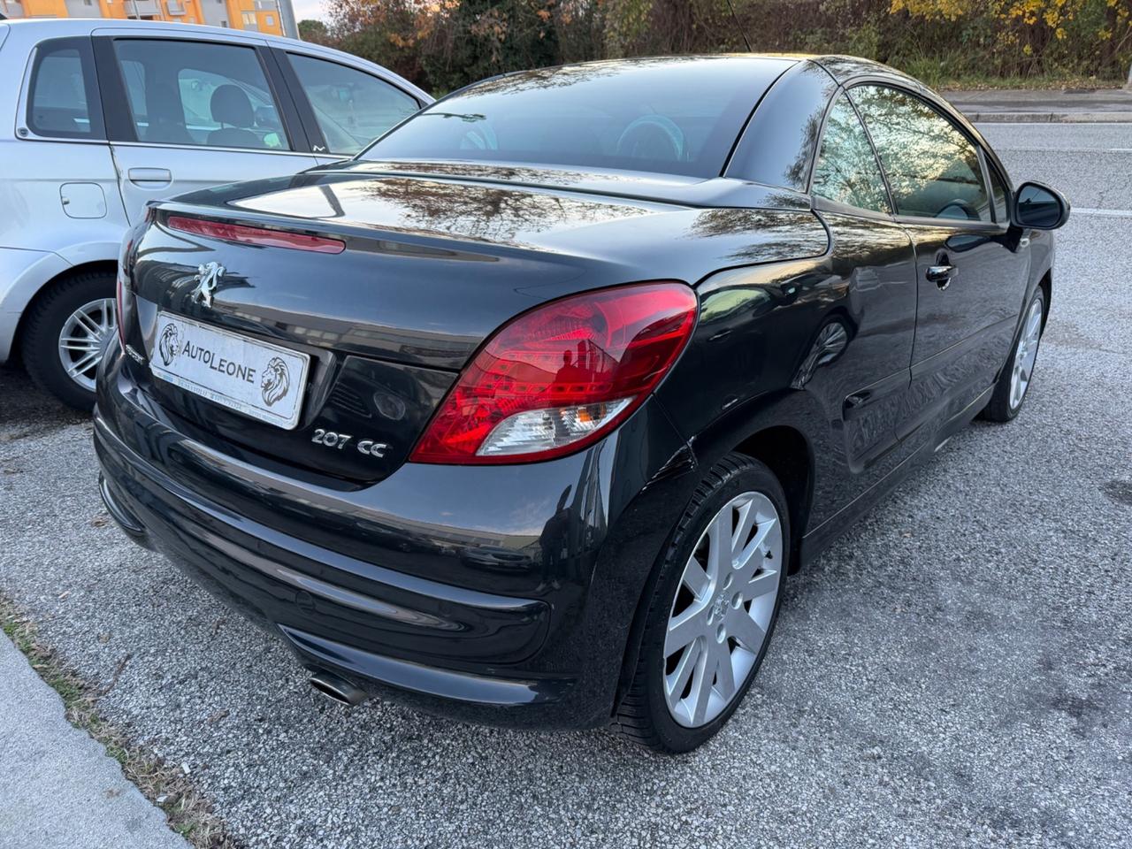 Peugeot 207 1.6 8V HDi 112CV CC Tecno