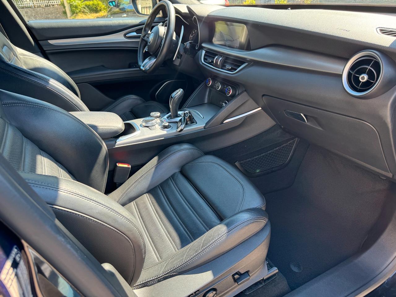 Alfa Romeo Stelvio 2.2 Turbodiesel 210 CV AT8 Q4 Veloce