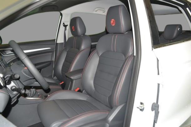 MG ZS - 1.0T 6MT LUXURY
