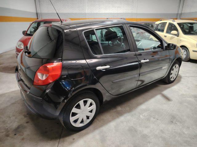 RENAULT Clio 1.2 16V 5 porte Rip Curl NEOPATENTATI