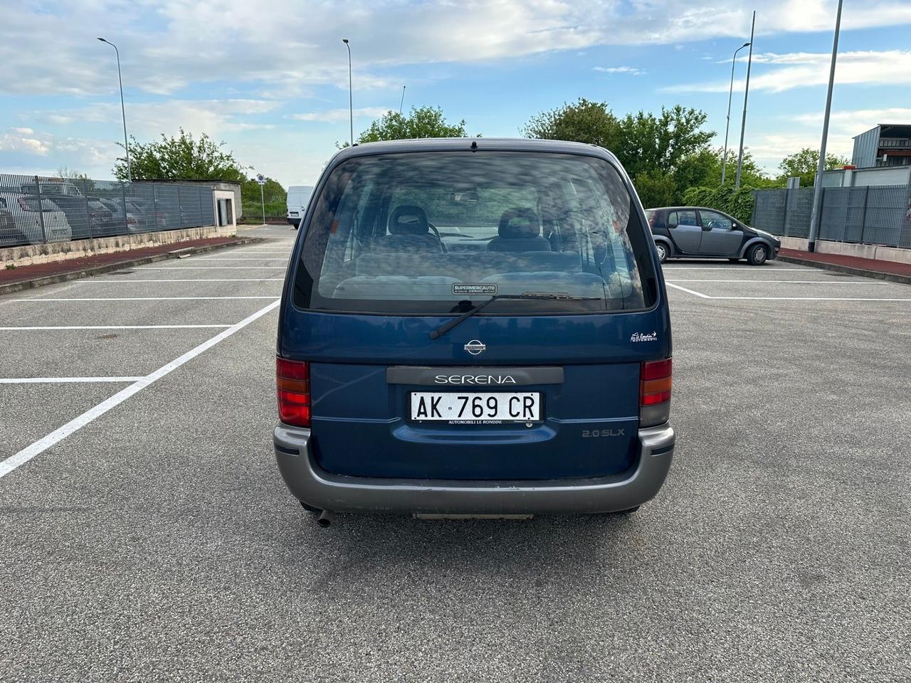Nissan Serena 1.6i 16V cat 5 porte SLX