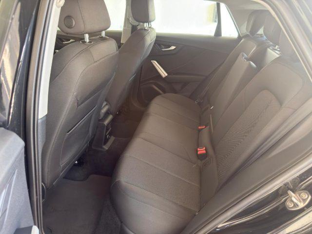 AUDI Q2 35 TDI S tronic Business Advanced