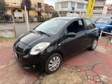 TOYOTA YARIS * PRONTA CONSEGNA