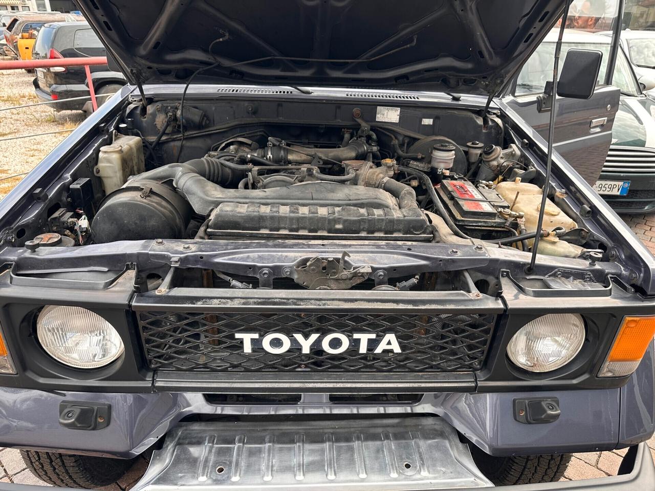 Toyota Land Cruiser II 2.5 turbodiesel Hard-top BJ73