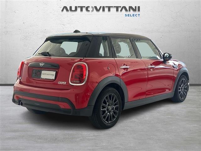 MINI Mini 5 Porte 1.5 Twin Power Turbo Cooper Essential