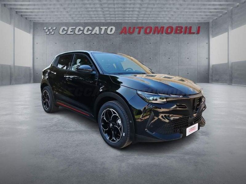 Alfa Romeo Junior Junior 1.2 ibrida Q4 145cv edct6