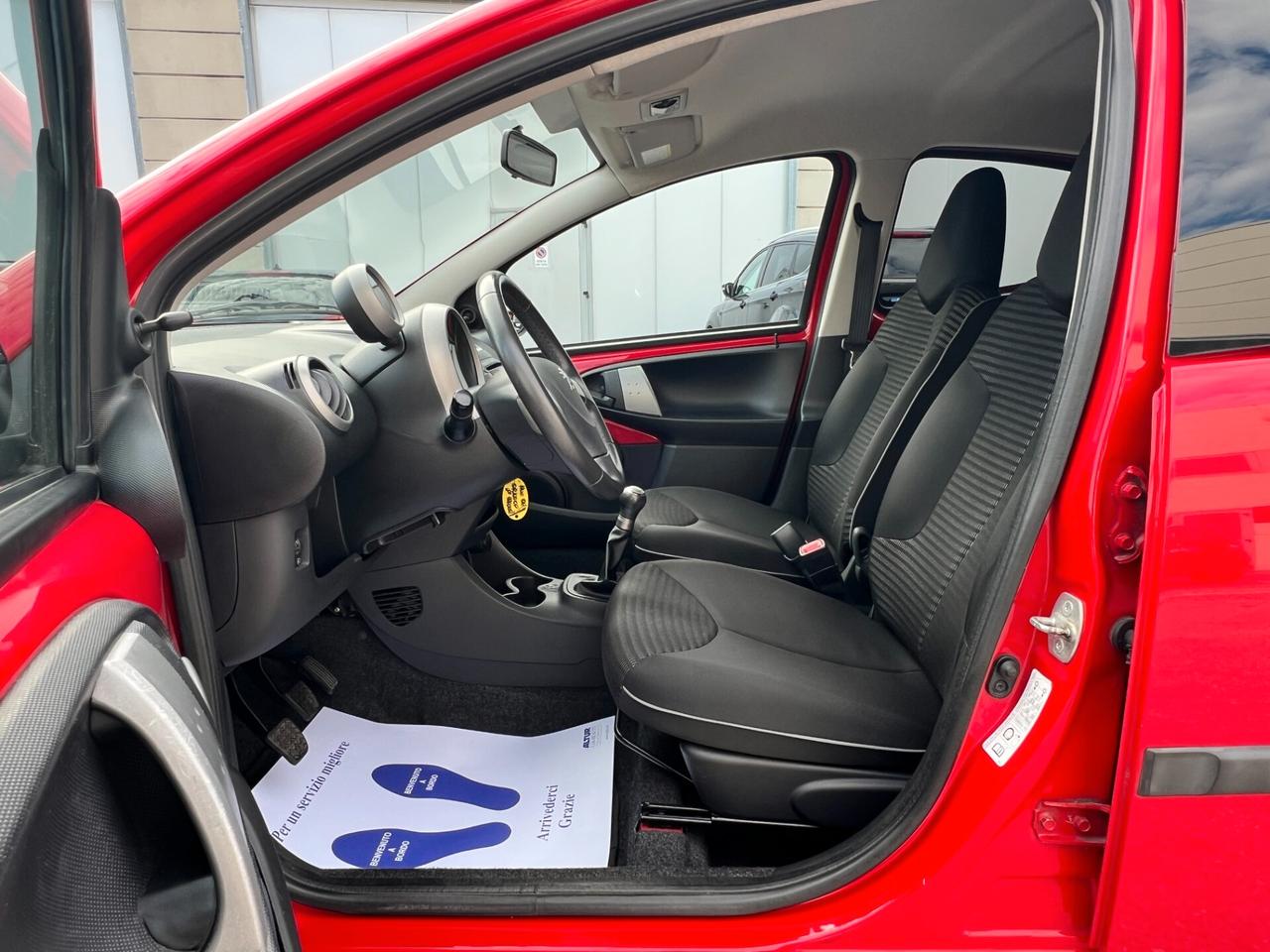 Peugeot 107 1.0 68CV 5p. Superga