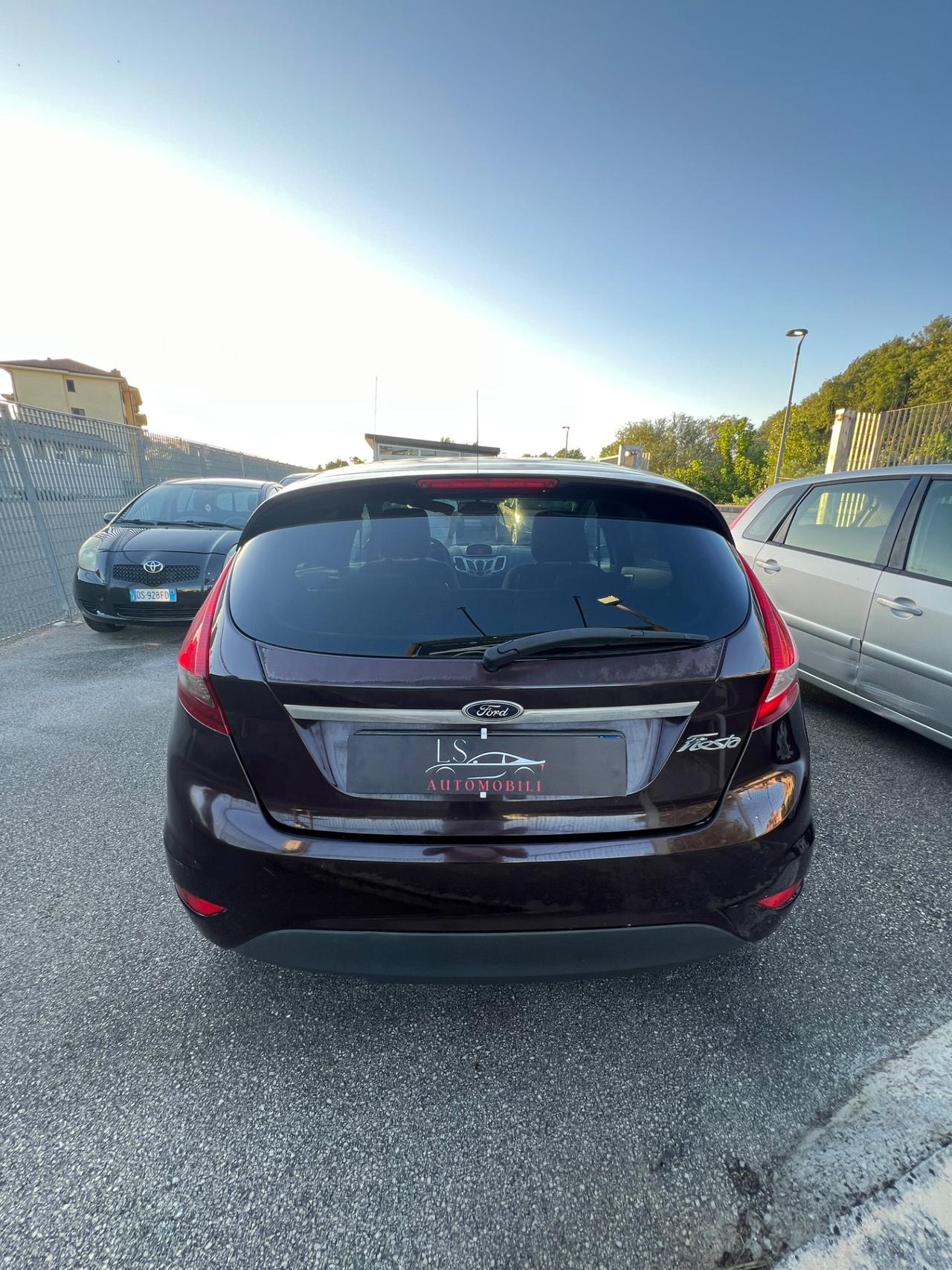 Ford Fiesta 1.4 5 porte Bz.- GPL Titanium