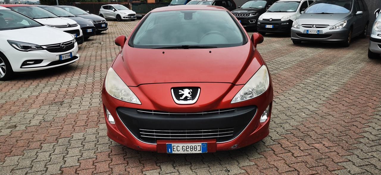 Peugeot 308 1.6 HDi 112CV CC Féline
