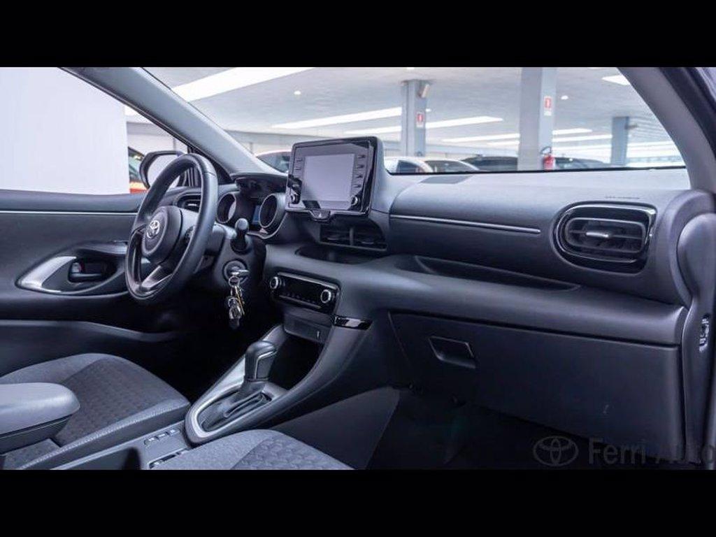 TOYOTA Yaris 1.5h trend del 2021
