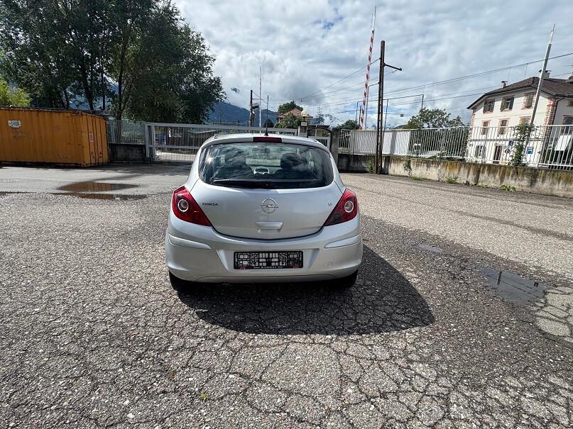 Opel Corsa 1.2 3 porte Easytronic Enjoy