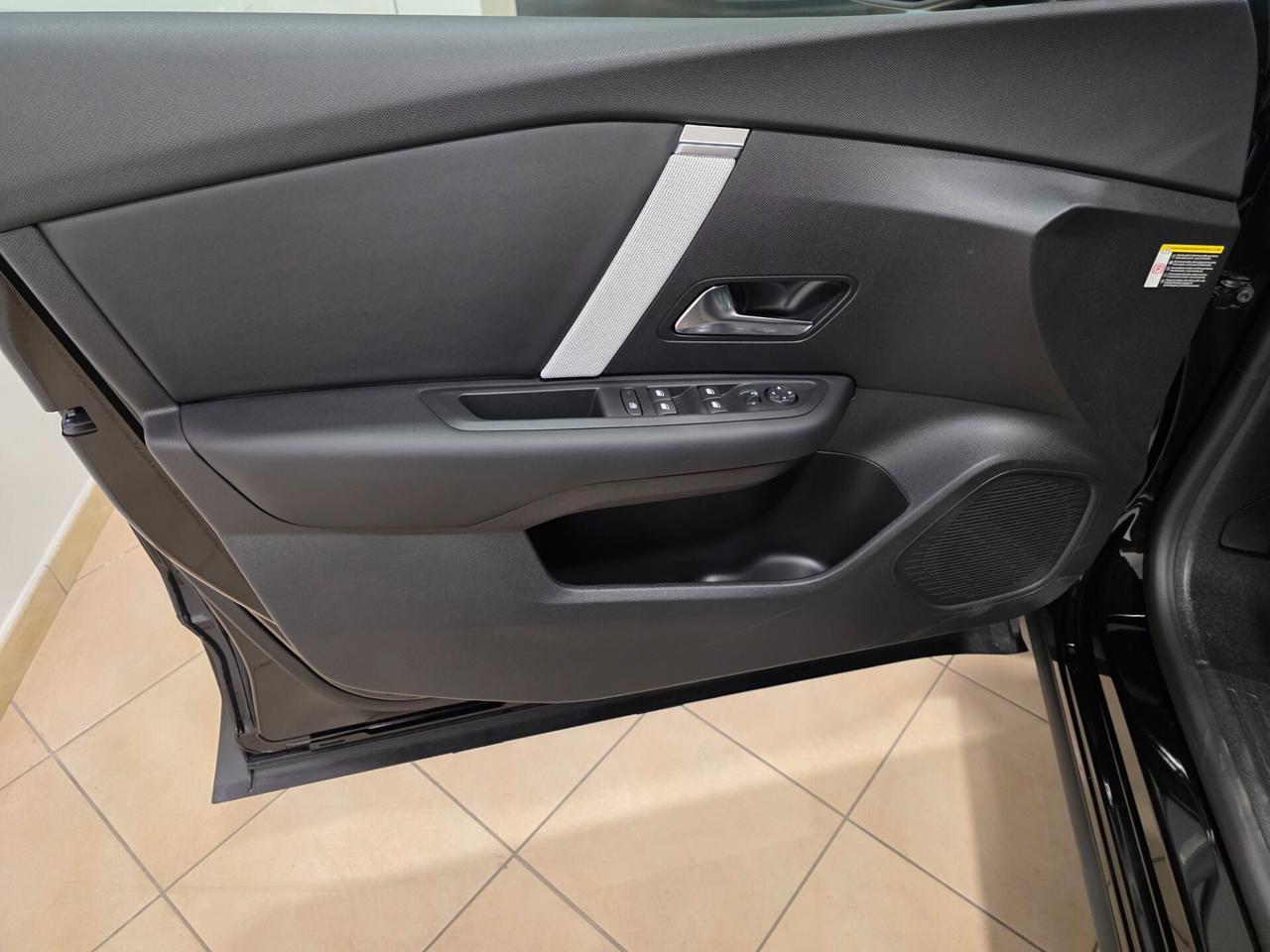 Citroen C4 X PureTech 130 S&S EAT8 Plus