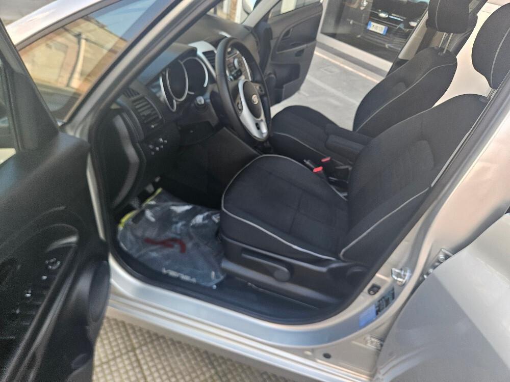 Kia Venga 1.4 CRDi 90CV Cool" Con Tetto Panoramico