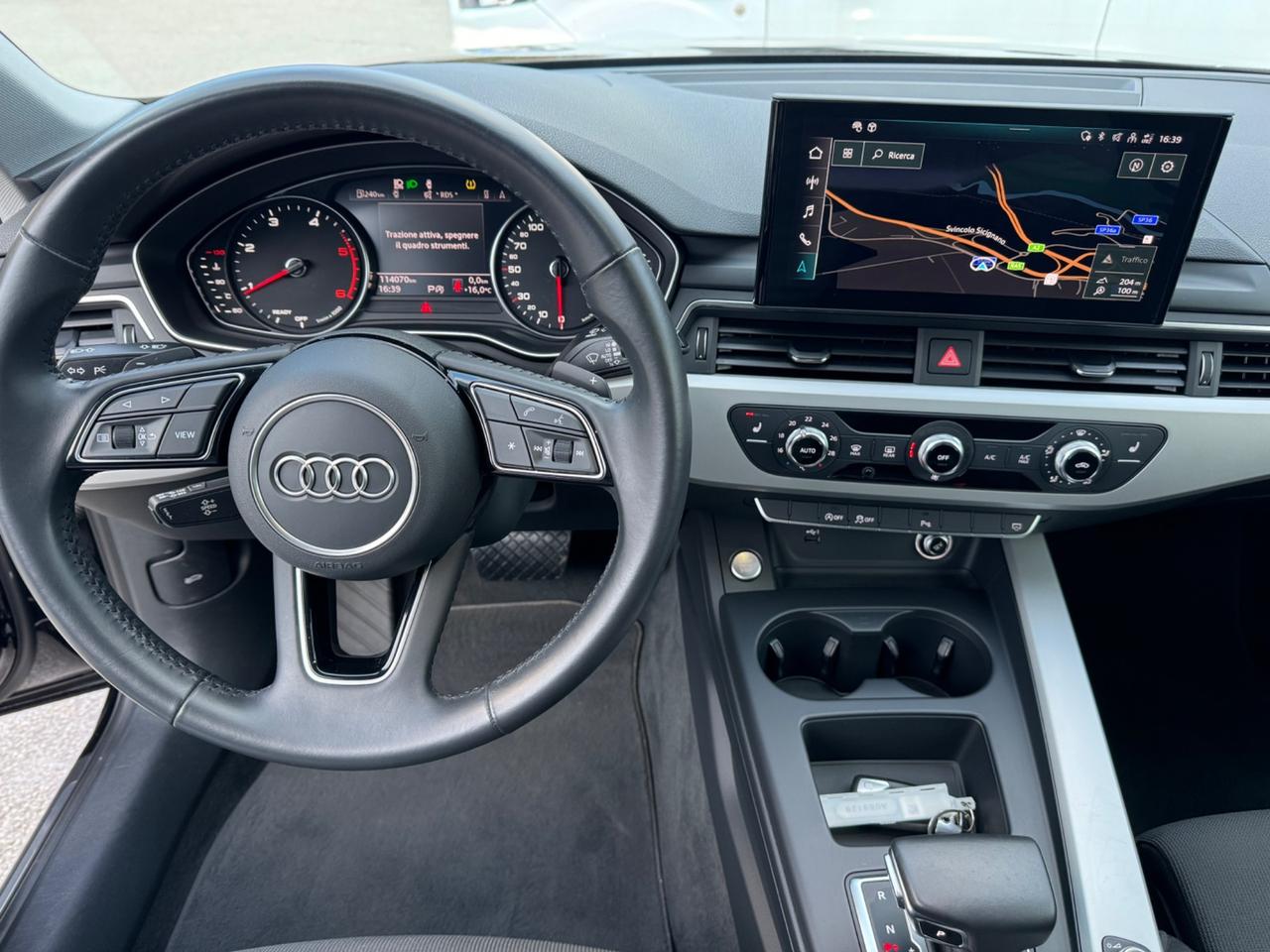 Audi A4 Avant 30 TDI/136 CV S tronic IBR/DIESEL