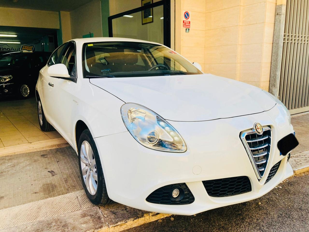 Alfa Romeo Giulietta - IDEALE X NEOPATENTATI - 2011