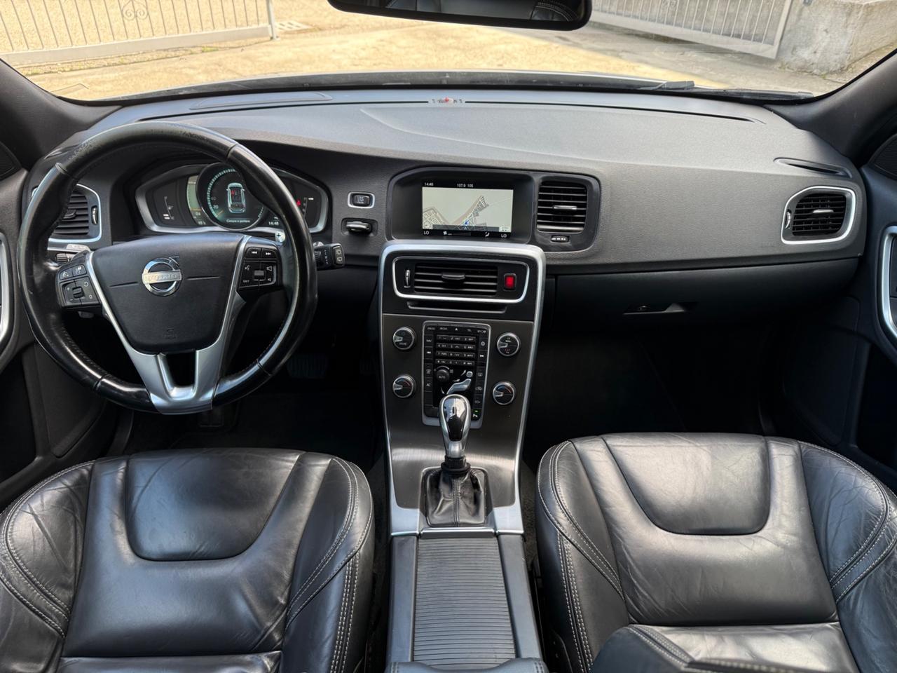 Volvo V60 D4 2.0 DIESEL 181 CV FULL OPT EURO6b