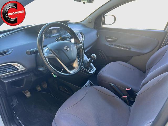 LANCIA Ypsilon 1.2 69 CV 5 porte Gold