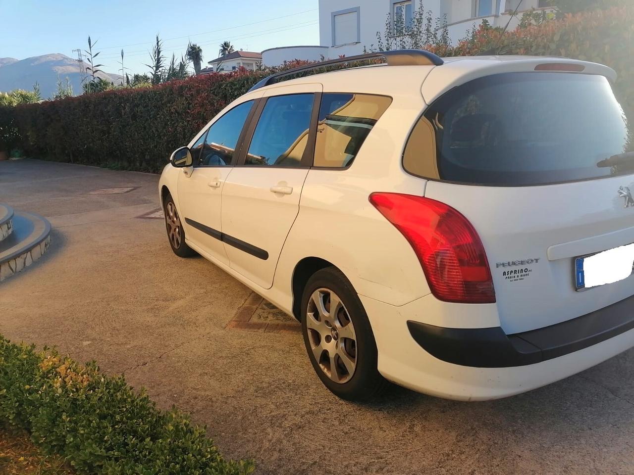 Peugeot 308 1.6 HDI – SW - 2012