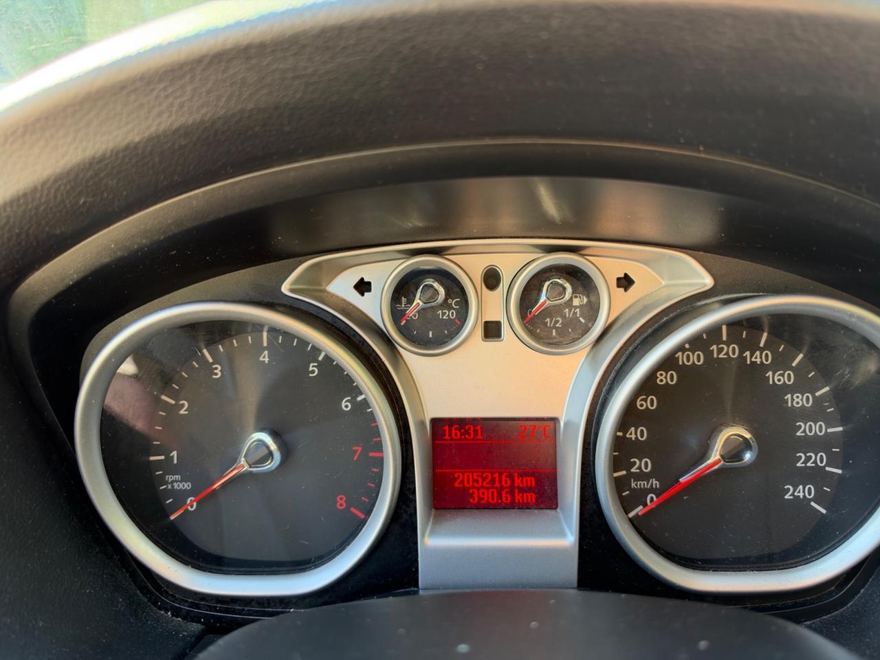 Ford Focus 1.6 (100CV) 5p. Titanium